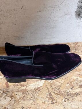 Mercanti Fiorentini Velvet Slip-On Loafers - Deep Plum